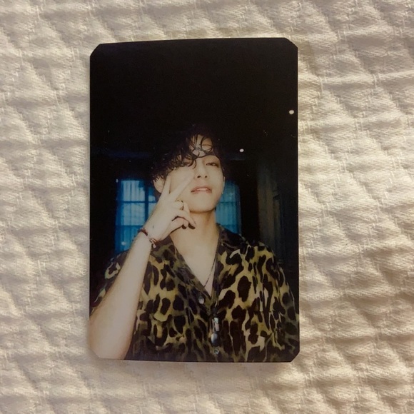 Taehyung Photo Card Scrunchie Pack - Picture 2 of 4